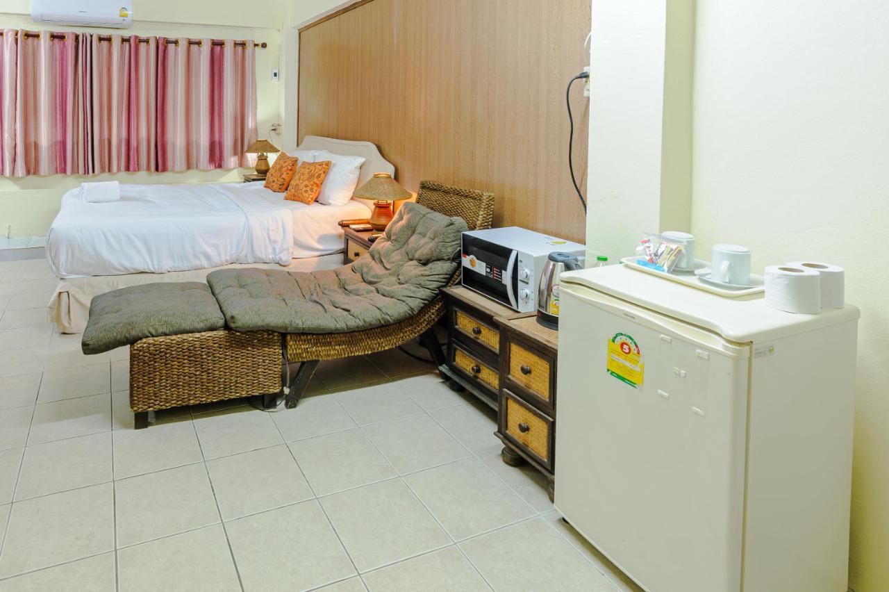 High5 Guesthouse Pattaya Εξωτερικό φωτογραφία