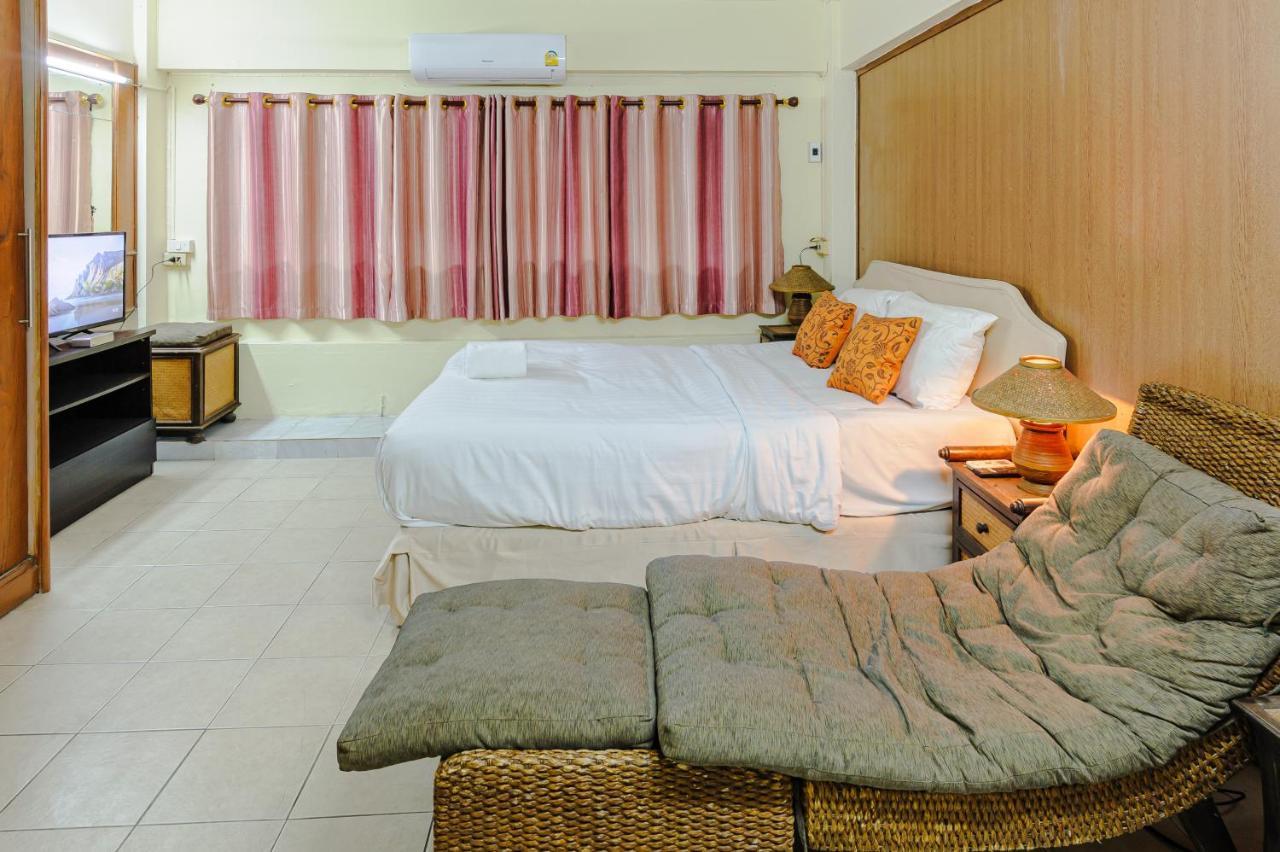 High5 Guesthouse Pattaya Εξωτερικό φωτογραφία