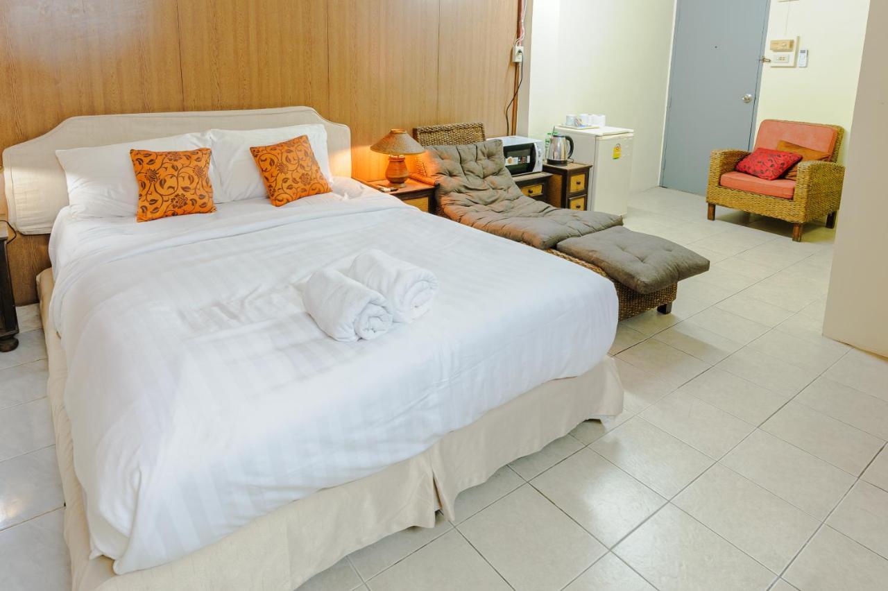 High5 Guesthouse Pattaya Εξωτερικό φωτογραφία