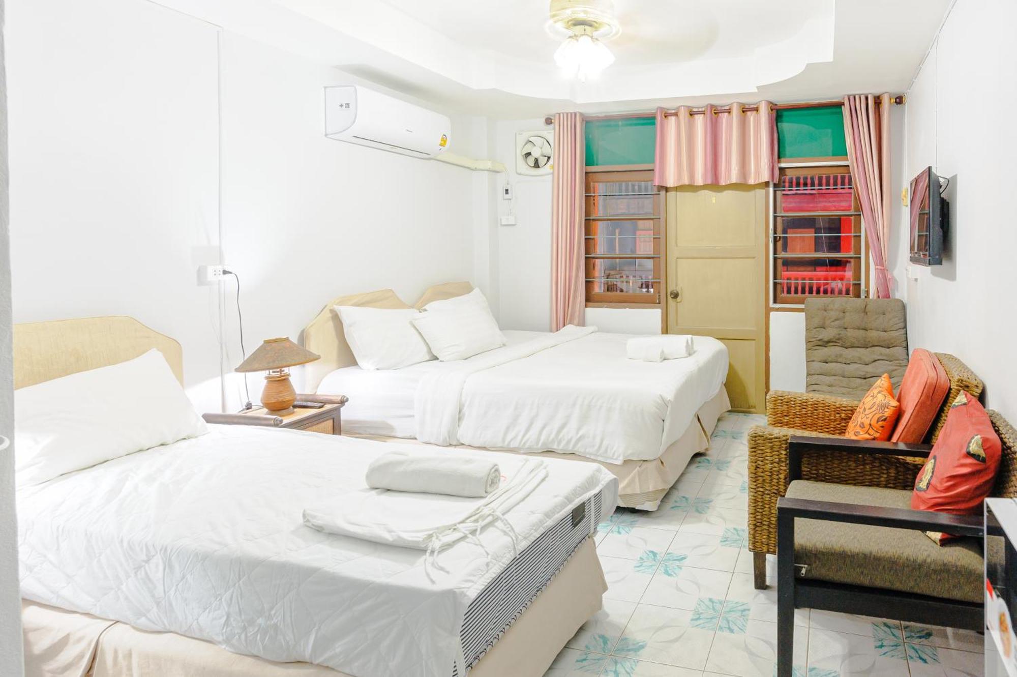 High5 Guesthouse Pattaya Εξωτερικό φωτογραφία