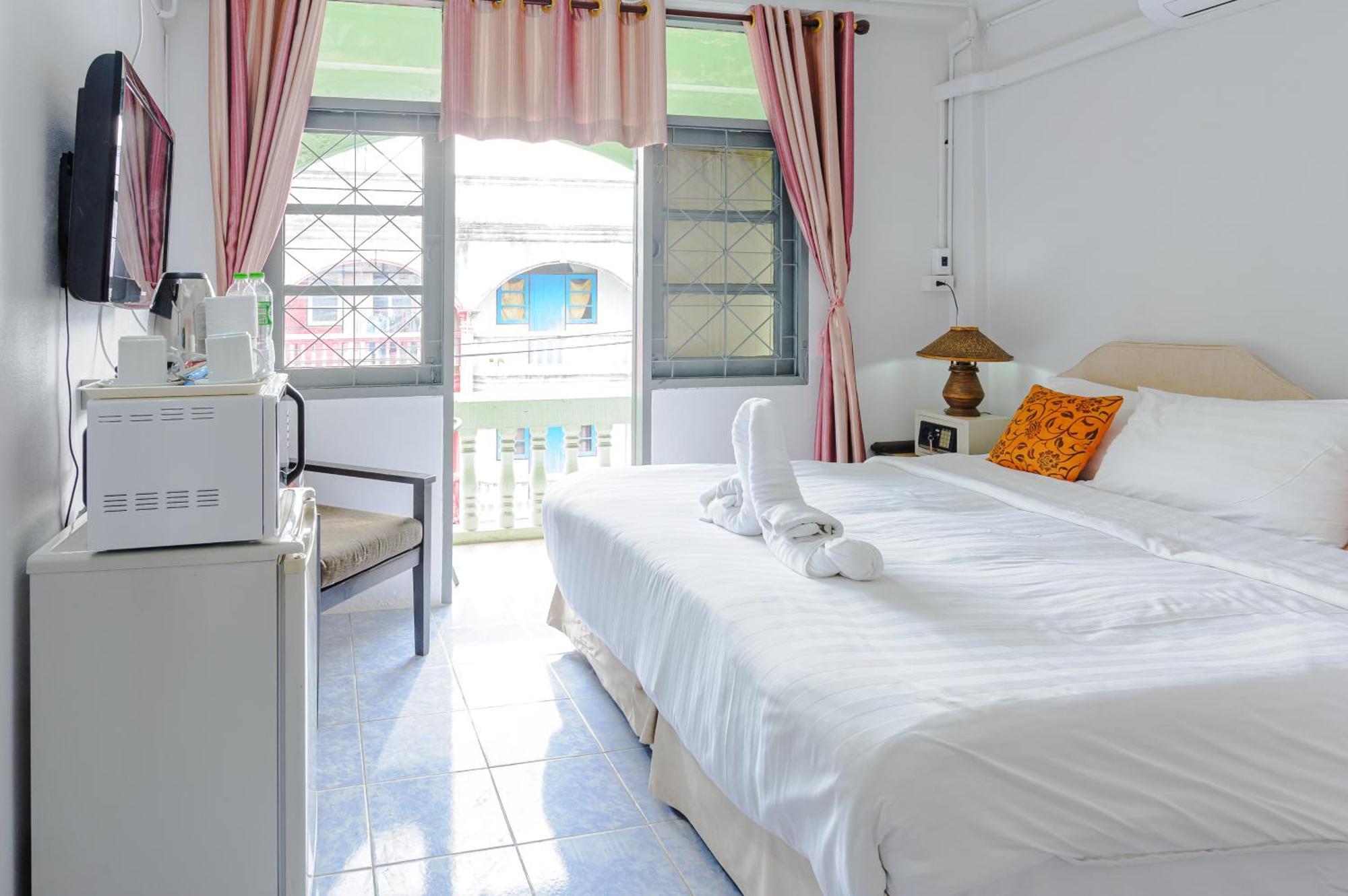 High5 Guesthouse Pattaya Εξωτερικό φωτογραφία